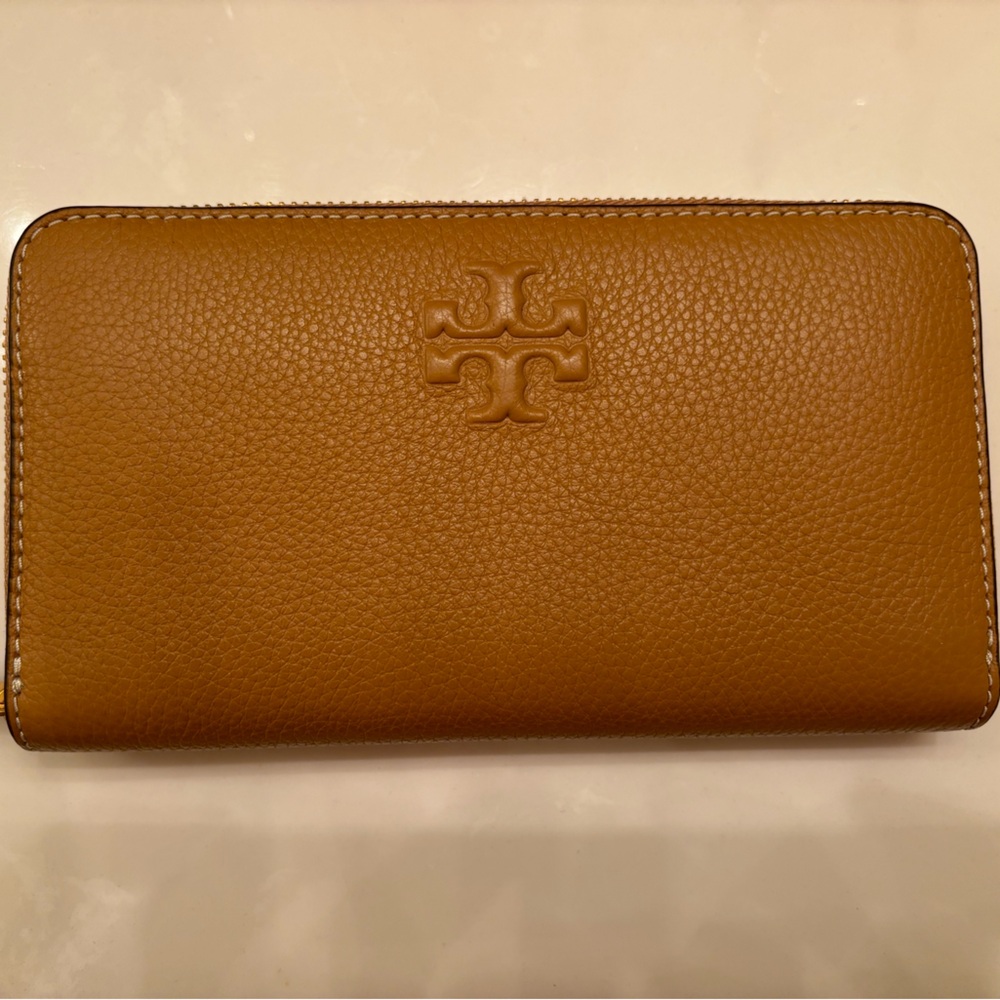 Tory Burch wallet